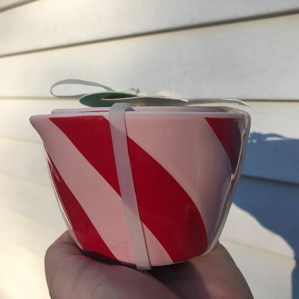 NWT Rae Dunn Set of 4 Christmas Candy Cane Peppermint Measuring Cups